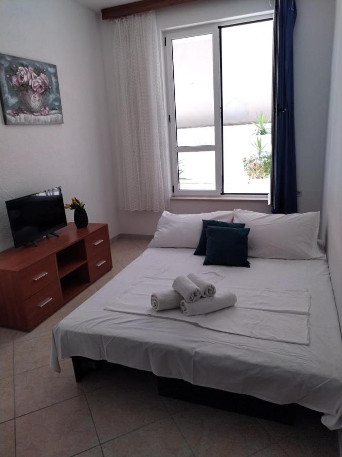 Apartments Dalmacija Podstrana Kültér fotó