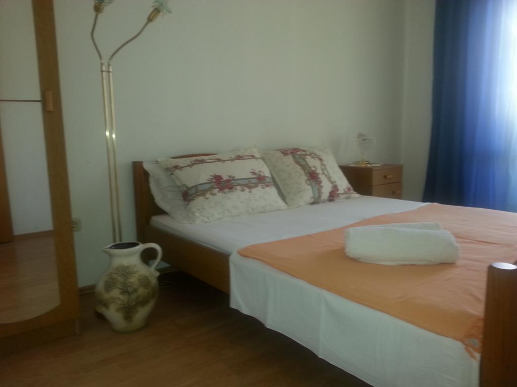 Apartments Dalmacija Podstrana Kültér fotó