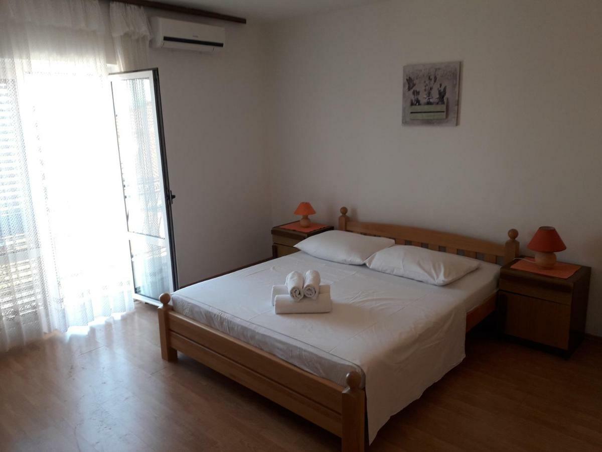 Apartments Dalmacija Podstrana Kültér fotó
