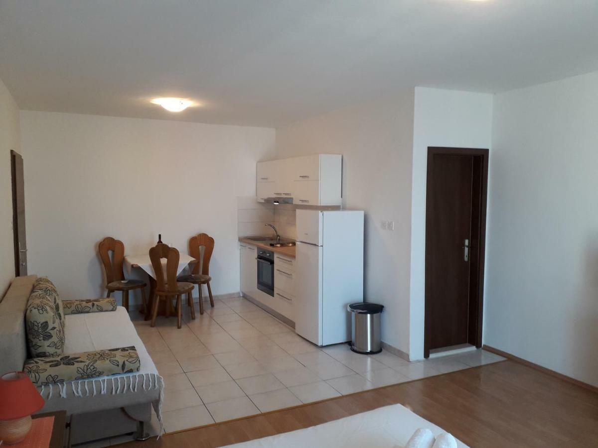 Apartments Dalmacija Podstrana Kültér fotó